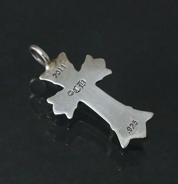 【国内正規品】クロムハーツ ダブルchクロスチャーム 純正ダイヤ【】 CHROME HEARTS ダブルCHクロスダイヤモンドチャーム