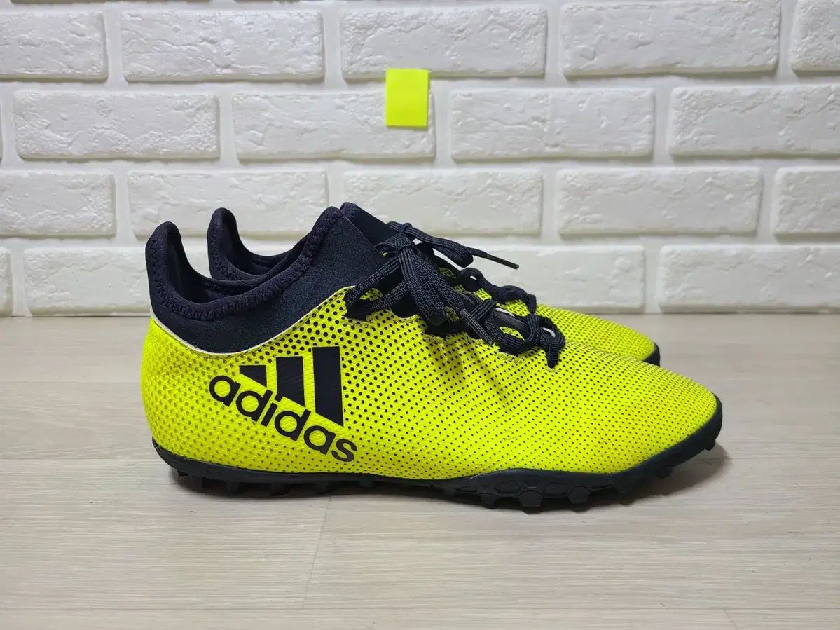 adidas(アディダス) フットサルシューズ 270mm