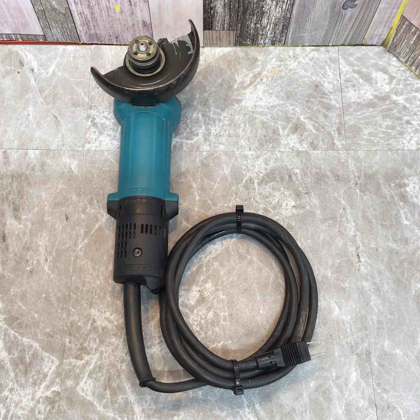 マキタ makita 100mmディスクグラインダ 9533B 八潮店
