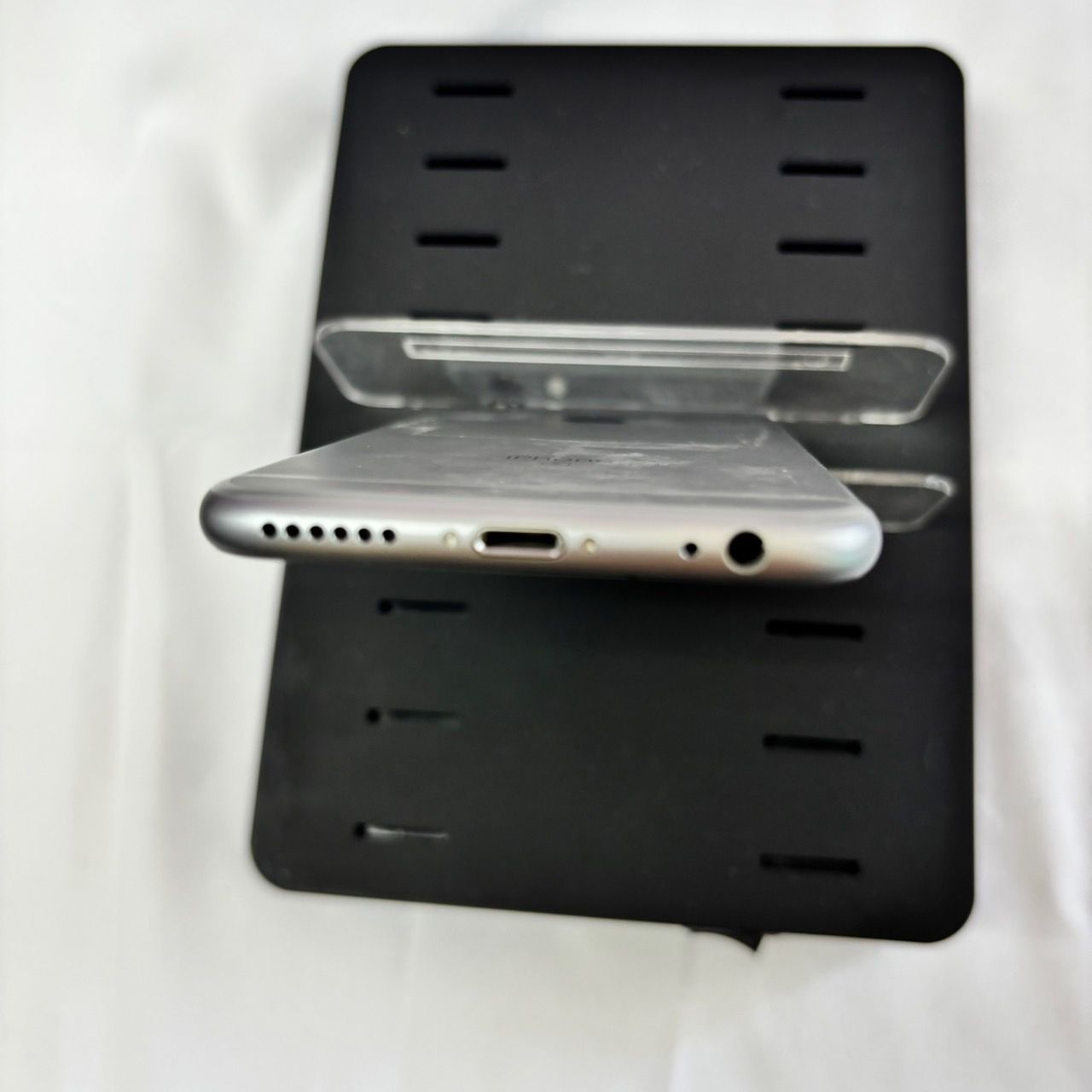 iPhone6s♡値下げ iPhone6s 本体「値下げしました」 - メルカリ
