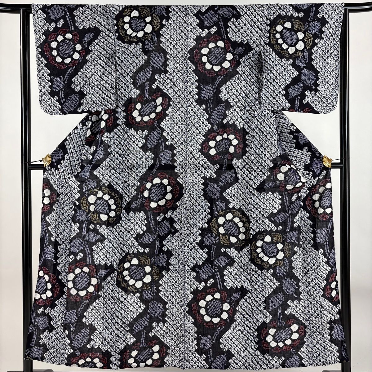 浴衣 身丈155cm 裄丈64cm M 絞り浴衣 草花 濃紺 綿 名品