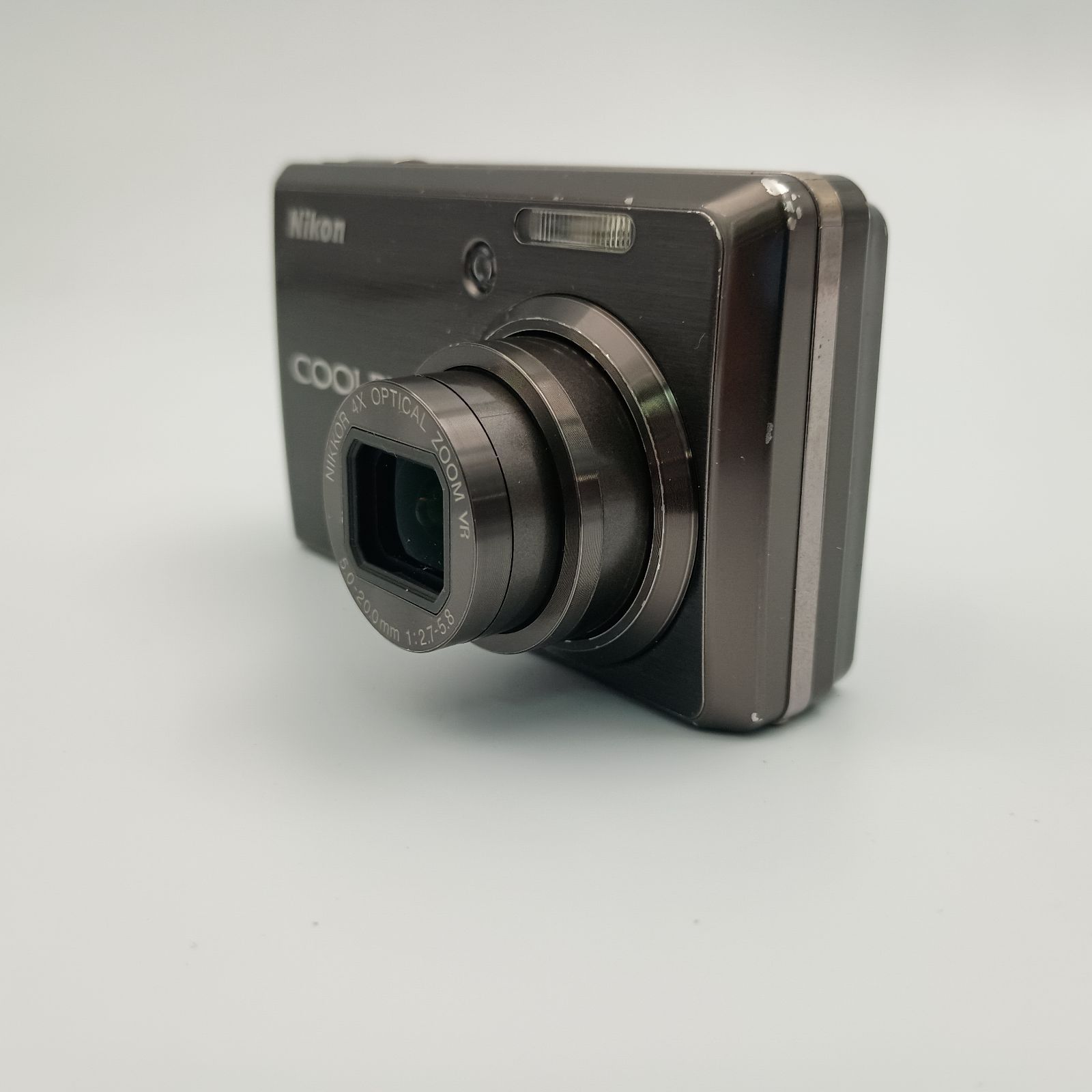 Nikon Coolpix S600 Compact DIGITAL Camera コンパクトデジタル