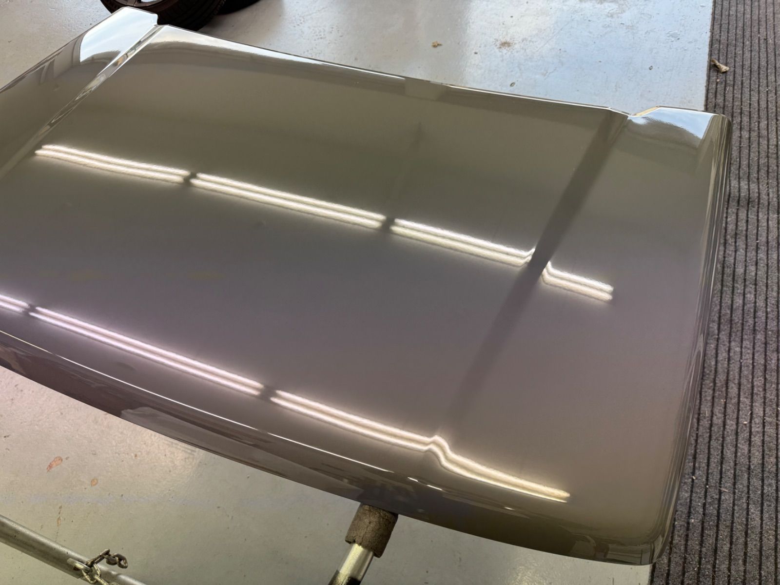 ジムニーシエラ JB74 新車外し 純正品ボンネット ミディアムグレー 美