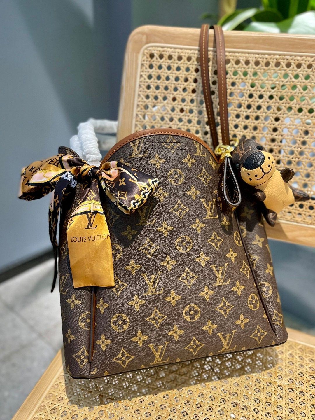 新品  LOUIS VUITTON ルイ・ヴィトン ルイ・ヴィトン クロスボディバッグ