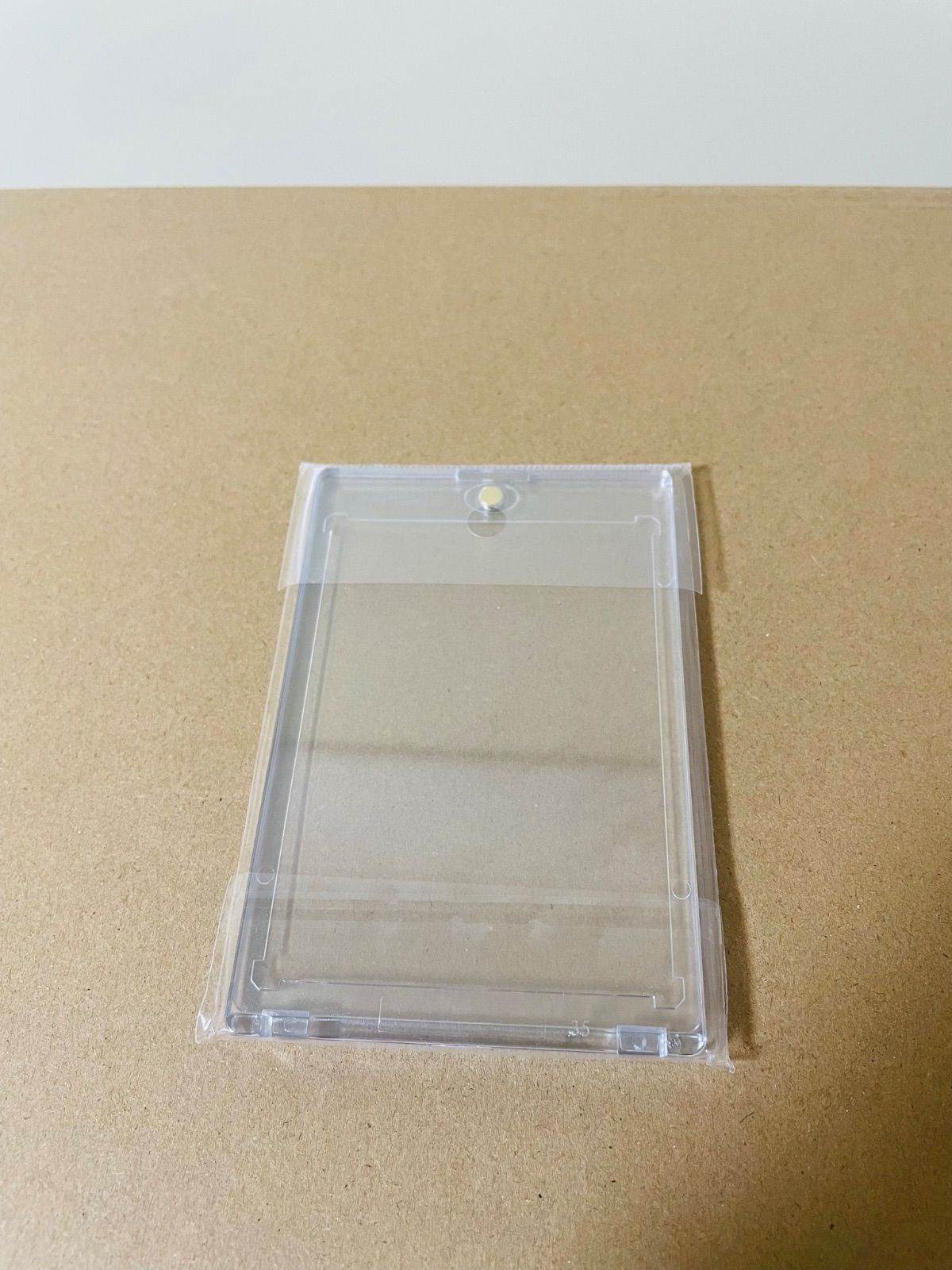 送料無料 マグネットローダー カードローダー トレカ用 UVカット