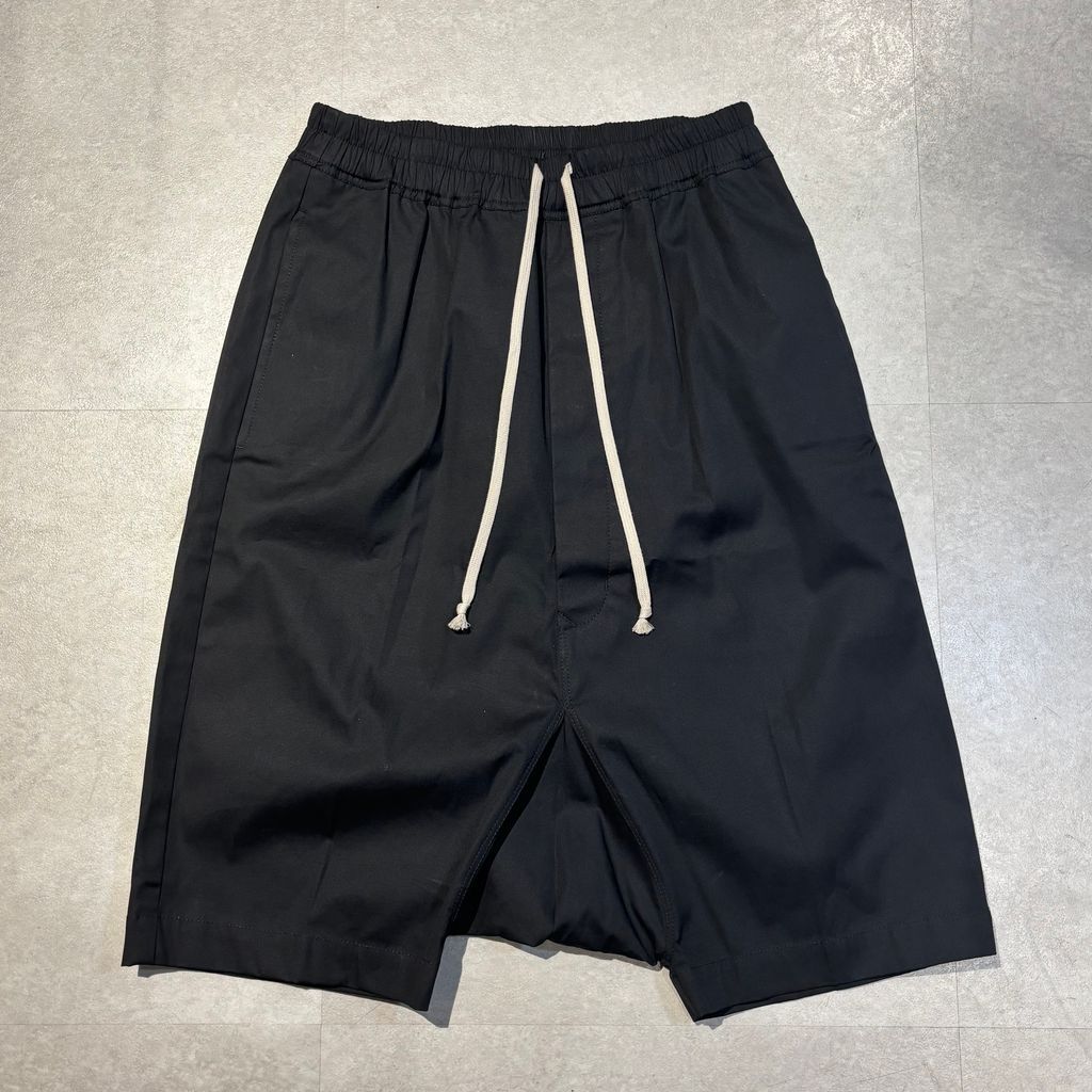 大人気! RICK OWENS ★コットン ドローストリング ハーフパンツ RICK OWENS - 【23FW】リックズポッズ ドローストリング