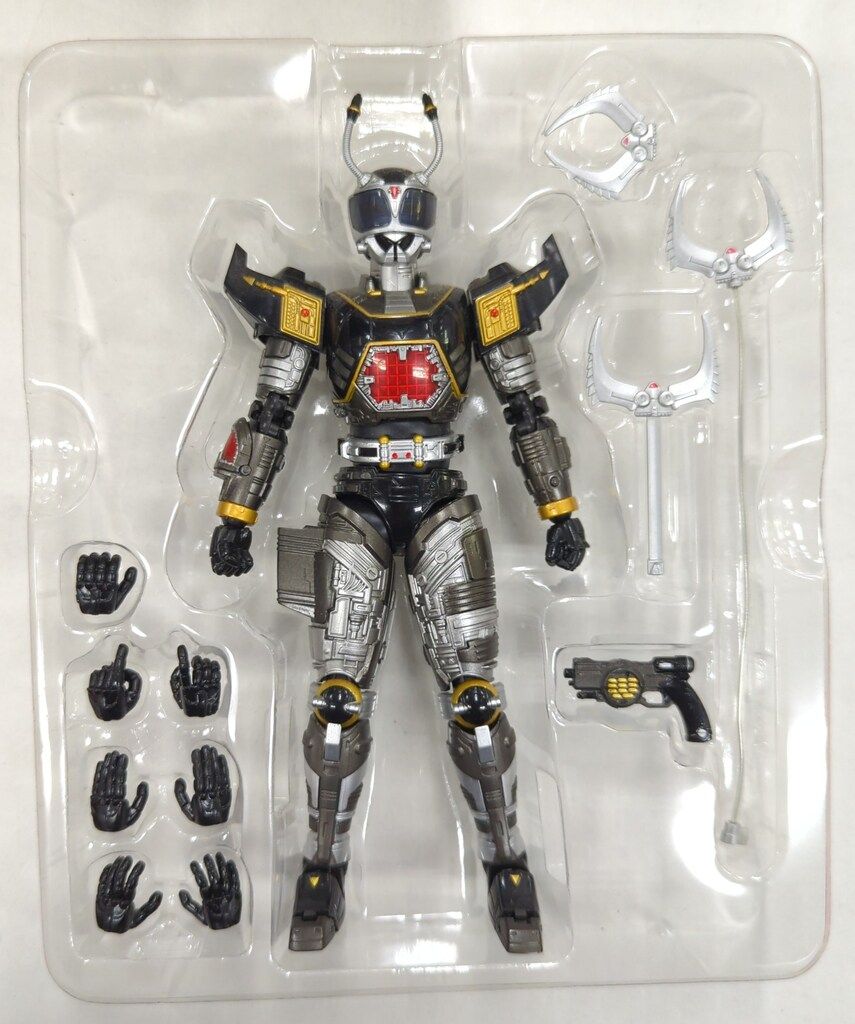 バンダイ S.H.Figuarts 重甲ビーファイター ブラックビート - メルカリ