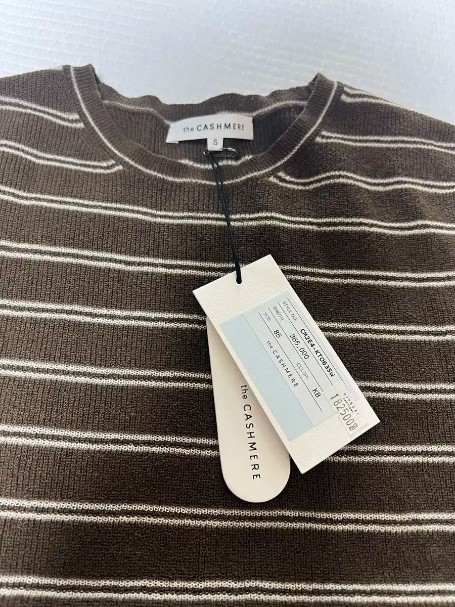 the CASHMERE ニット