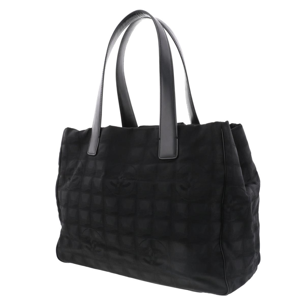 CHANEL （シャネル） ニュートラベルライントートMM バッグ