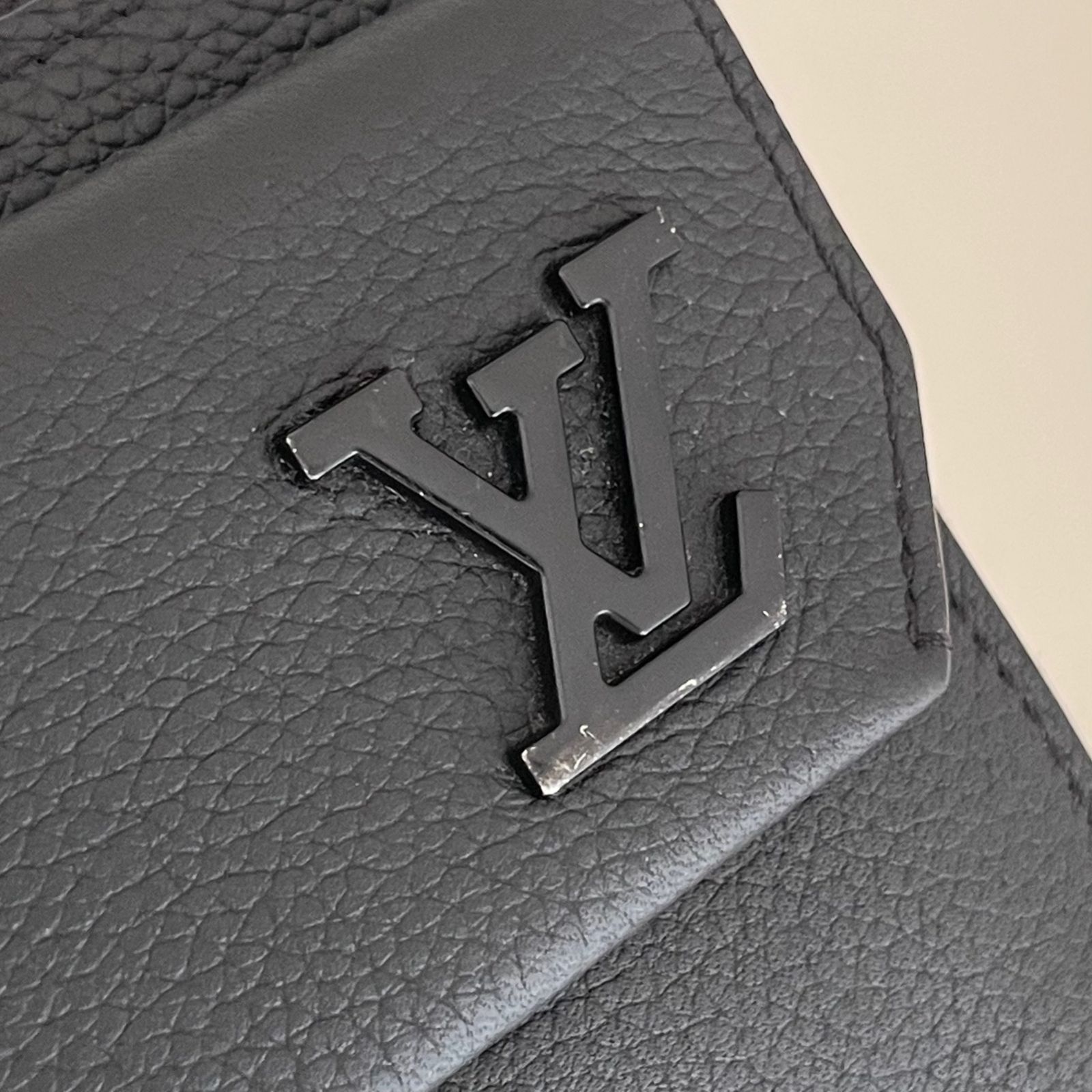 LOUIS VUITTON ルイヴィトン アエログラム ジッピー ウォレット M69831 ...