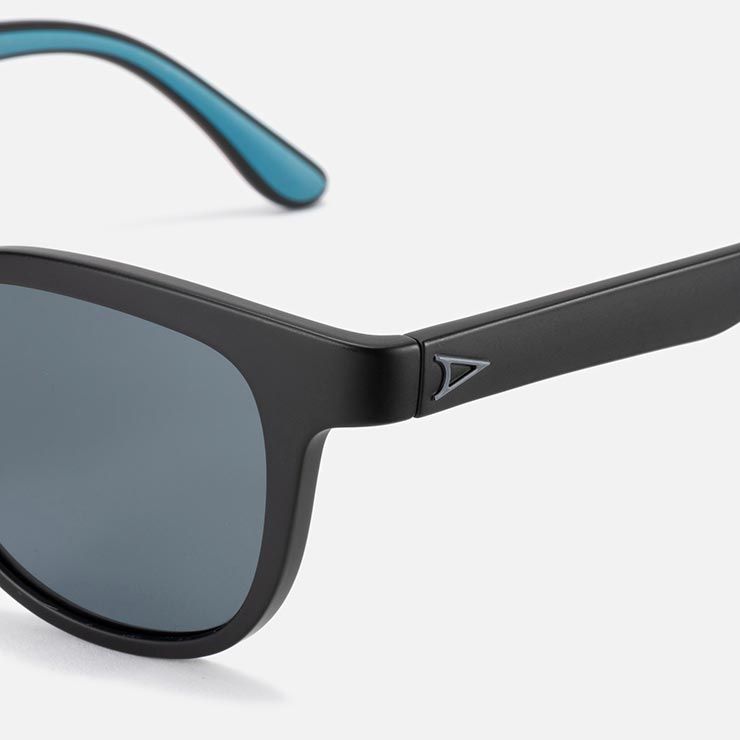 偏光レンズ サングラス