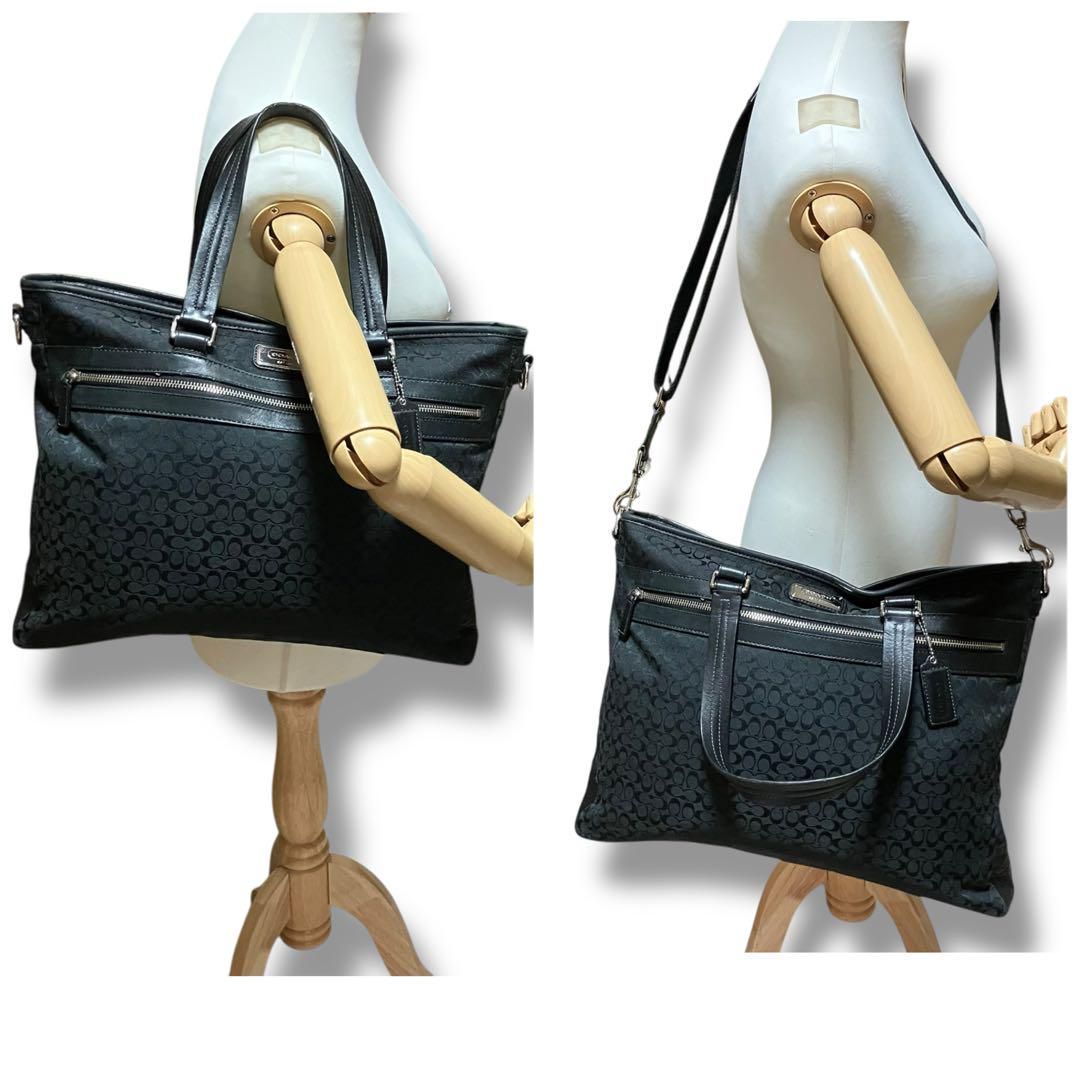 良品 2128 COACH トートバッグ 2way ミニシグネチャー ブラック 良品 2128 COACH トートバッグ 2way ミニシグネチャー ブラック