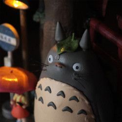 スタジオジブリ となりのトトロ ライトアップジオラマ 劇場ポスターアート となりのトトロ ライトアップジオラマ 劇場ポスターアート