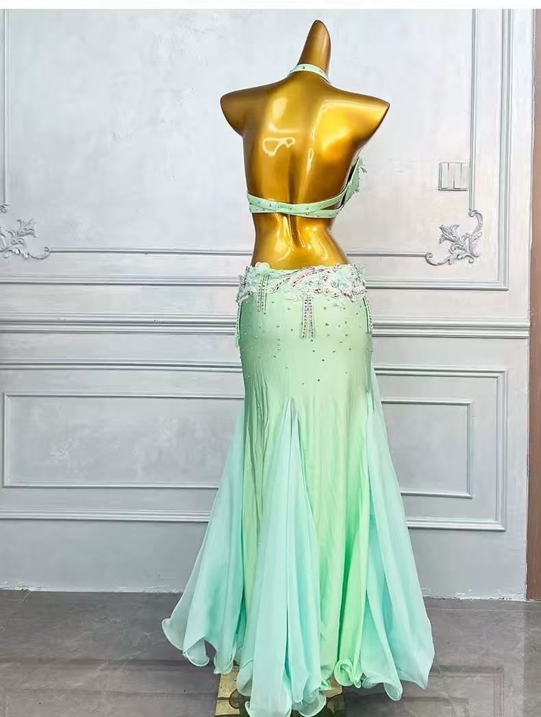 ベリーダンス衣装 ブラスカートセットアップ 豪華衣装 オーダーメイド キラキラ トッ ブラスカート 練習 セットアップ 衣装セット 上下セット 装飾キラキラ オリエンタルベリーダンス服 ビーズスパンコール ミントグリーン MERCADOAVALIA_COM_BR