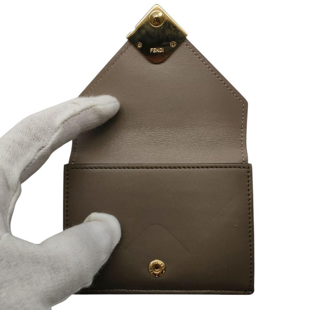 フェンディ 現行品 三つ折り財布 FFダイヤモンドウォレット グレージュ