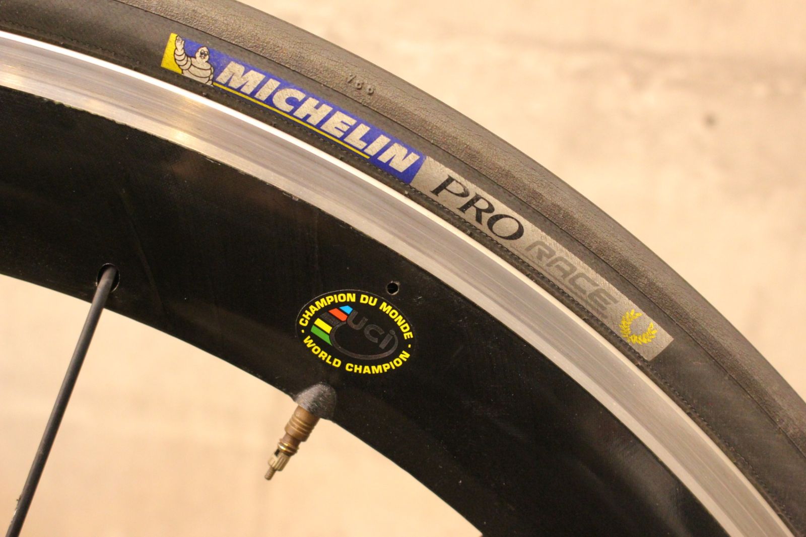 マヴィック MAVIC コスミック カーボン COSMIC CARBON SSC
