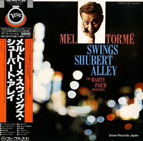 Amazon.co.jp: メル・トーメ・スイングズ・シューバート・アレイ