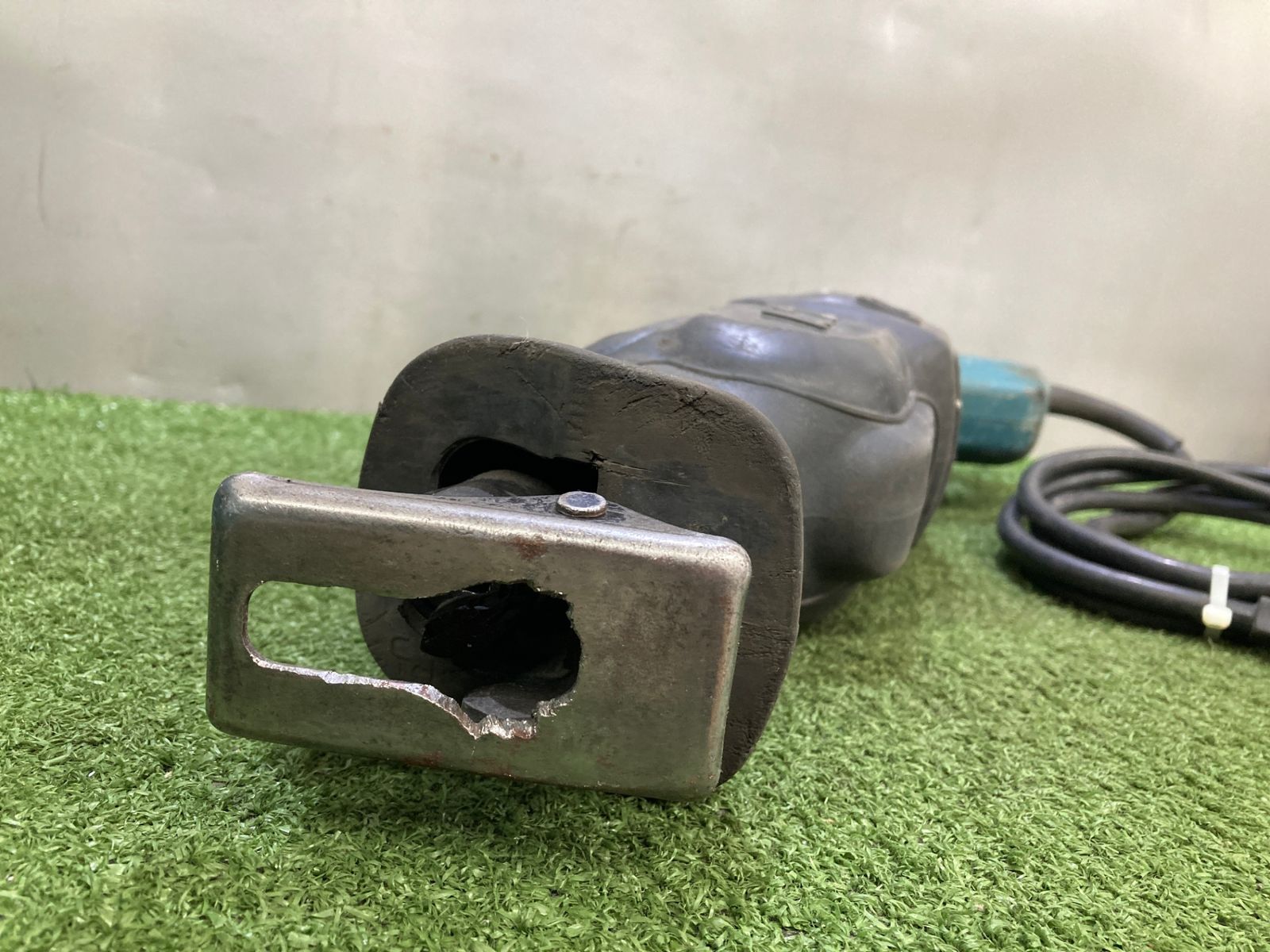 JR3070CT