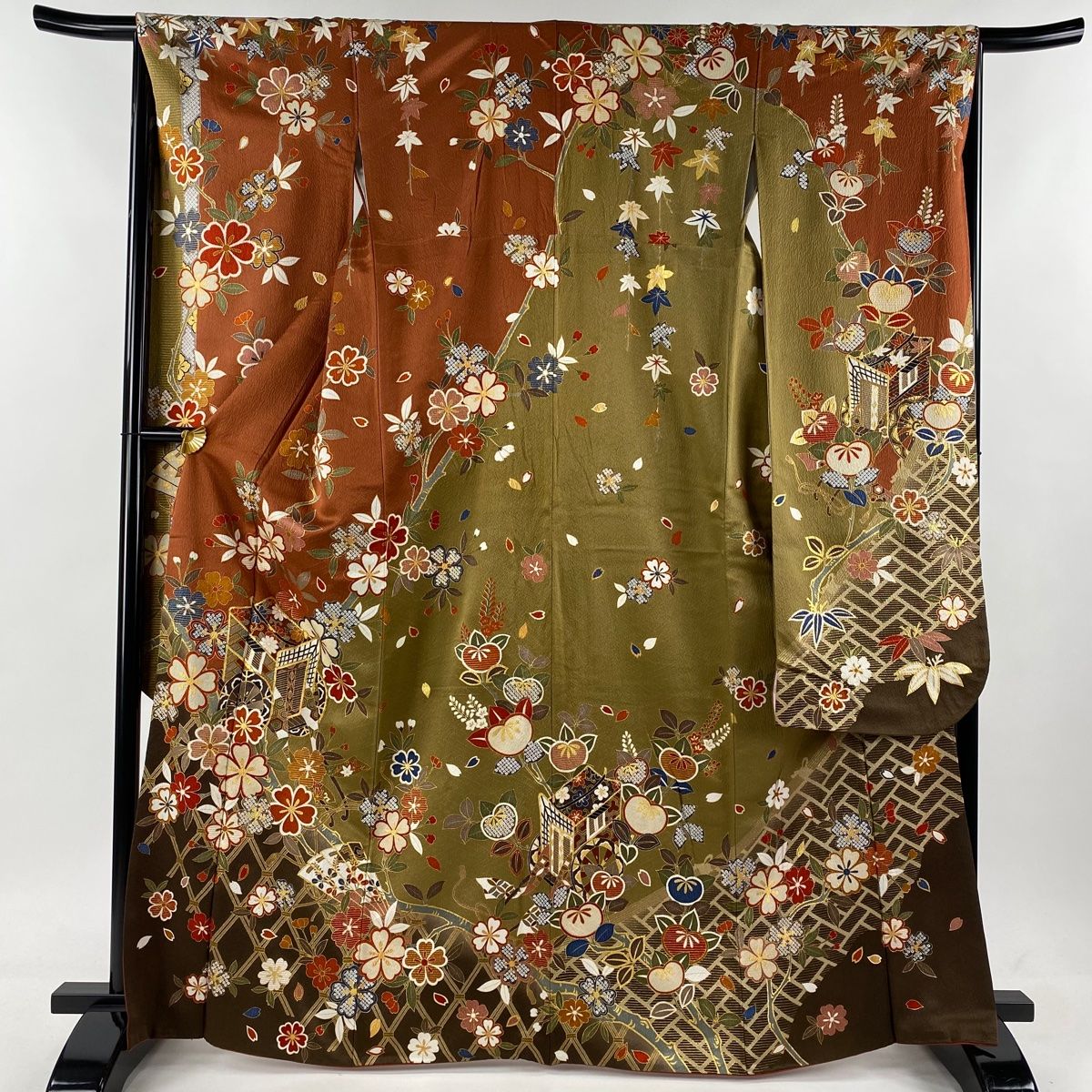 振袖 身丈166cm 裄丈65.5cm M 袷 御所車 桜 金糸 金彩 赤茶 正絹 名品  