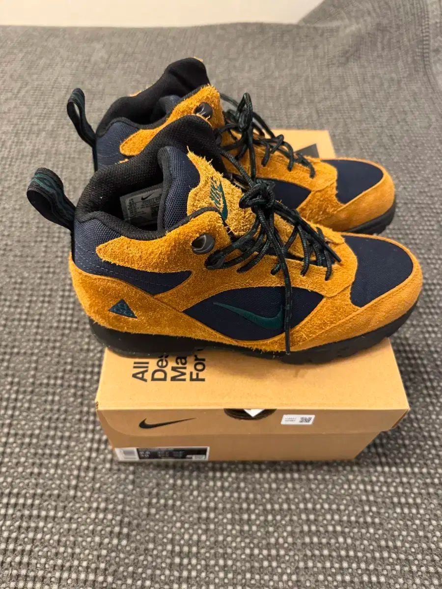 NIKE acg トゥー レミ ミッド 265 ネイビー