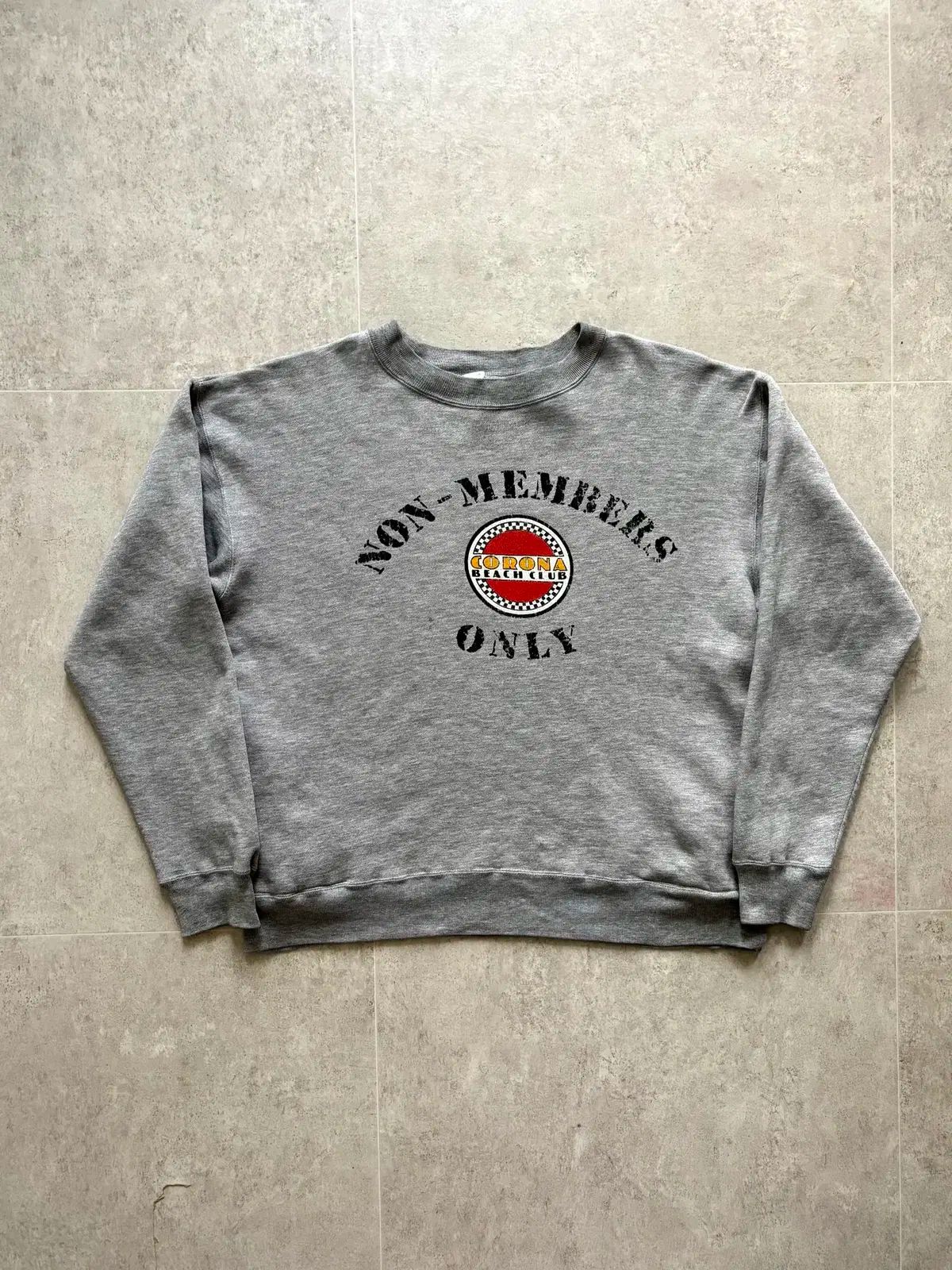 【雷市場（ポンジャン）商品韓国直送】 90 ' s CORONA BEACH CLUB ヴィンテージ スウェットシャツ 105