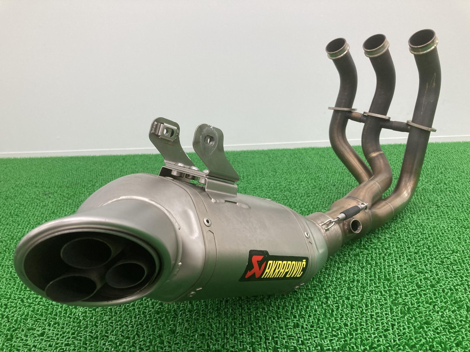 アクラポビッチ製MT-09 XSR900 マフラー M-HAF002/0240/92R-001087 社外 中古 AKRAPOVIC RN34J  RN46J チタン レーシングライン e24 - メルカリ