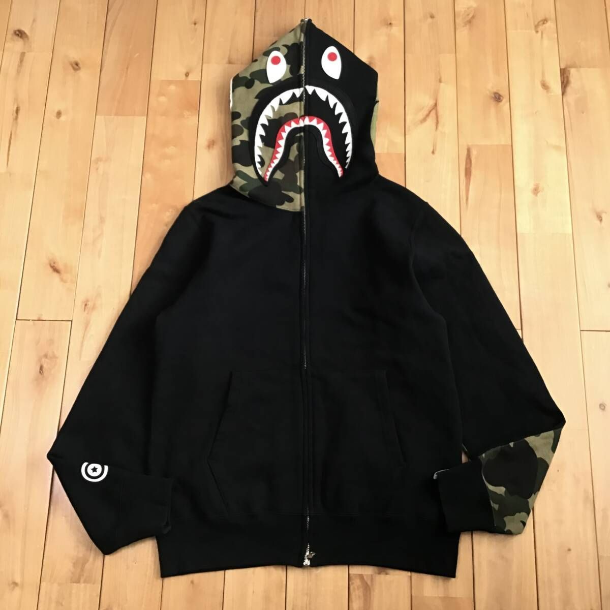 1st camo green × ブラック 袖切り替え シャーク パーカー Mサイズ shark full zip hoodie a bathing ape BAPE エイプ ベイプ NIGO
