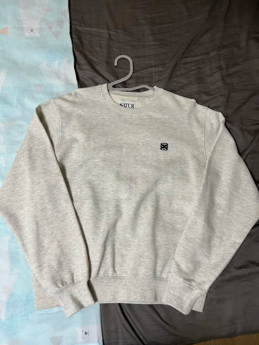 SATUR ロゴ トレーナー Tシャツ