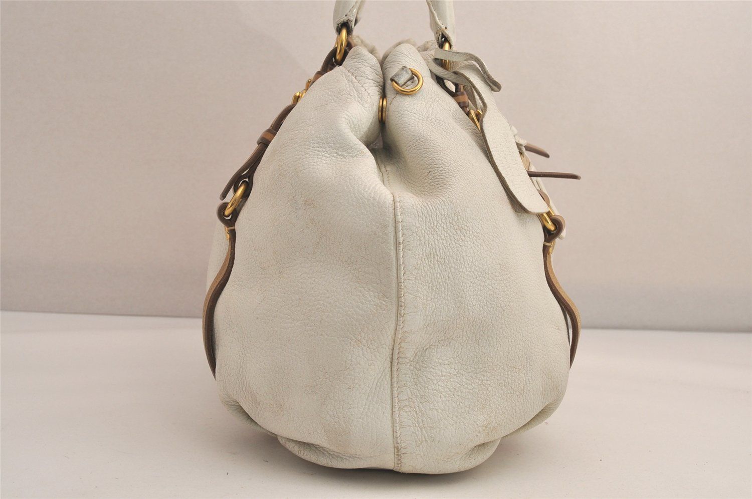 プラダ ハンドバッグ レザー 2way 肩掛け ヴィンテージ 希少 ブラック