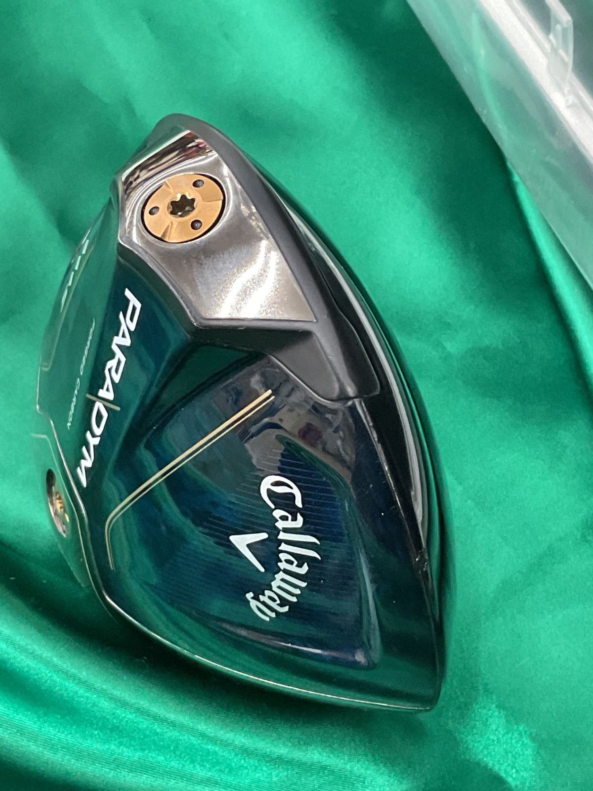 Ai SMOKEトリプルダイヤモンド ドライバー 10.5度ヘッドのみカバー付き