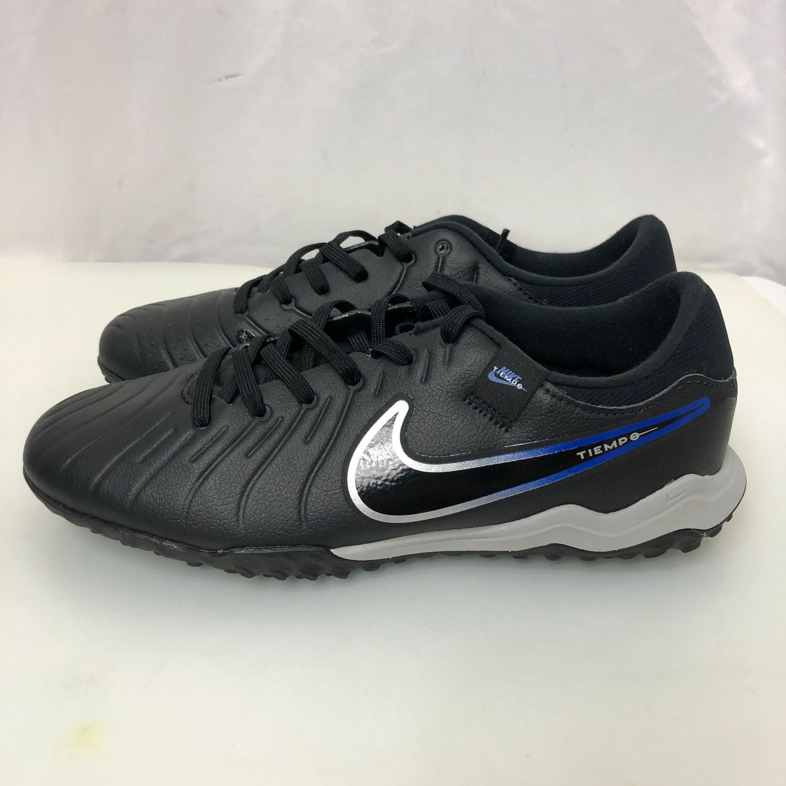 ❤NIKE【お得美品】NIKE TIEMPO フットサルシューズ ブラック 美品】NIKE Tiempo フットサル・サッカーシューズ ブラック SG10