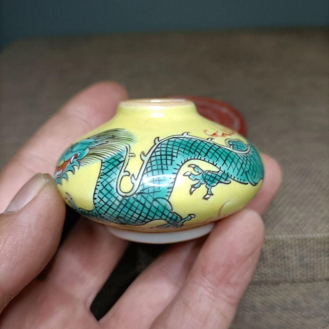 パステル龍紋賞瓶 装飾品 花瓶 美品 景徳鎮 陶磁器 工芸品 美術品 置物 パステル龍紋賞瓶 装飾品 花瓶 美品 景徳鎮 陶磁器 工芸品