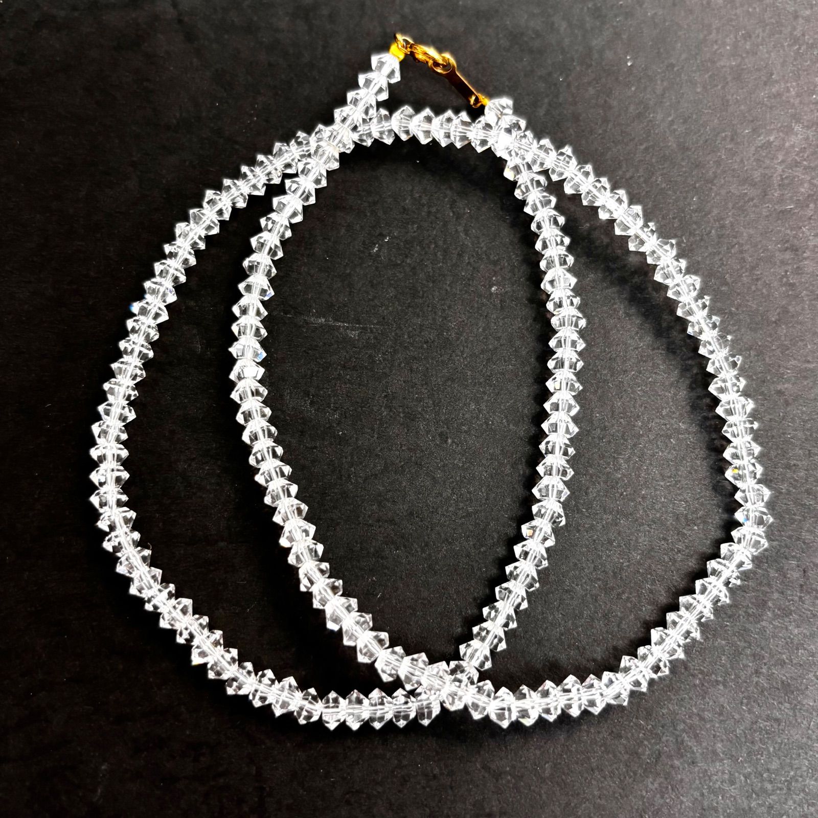 美品⭐️クリスタルネックレス】 使用貴金属K18WG 刻印 白水晶 4.75粒 