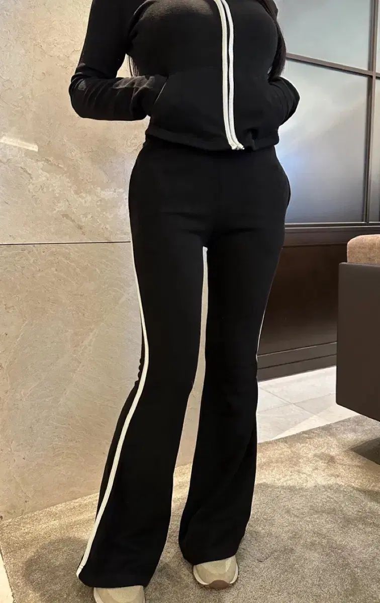 バイ