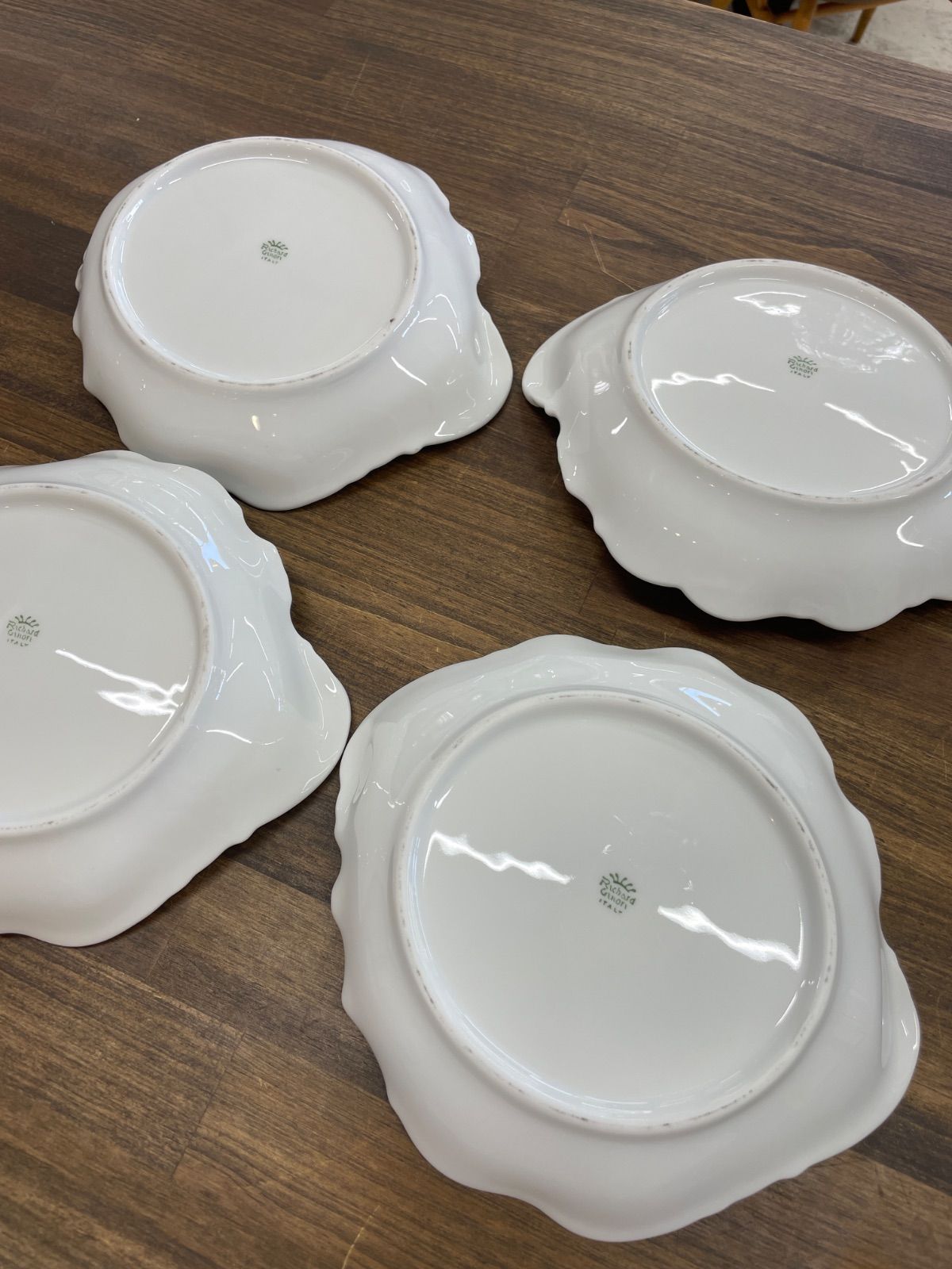 リチャードジノリ ベッキオホワイト シェルディッシュ 節約 楽天市場