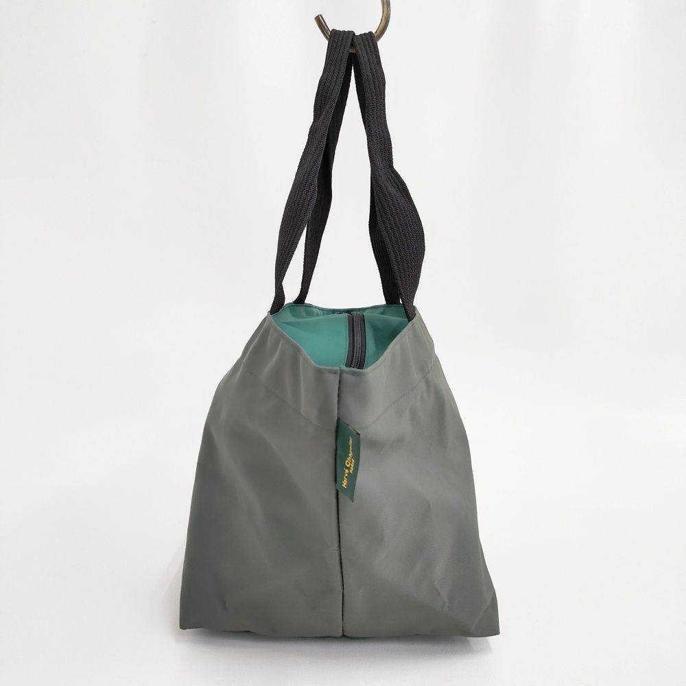 【美品】　エルベシャプリエ　グリーン×グレー　ナイロントート 限定カラー】 エルベシャプリエ Herve Chapelier 701CB ネイビー