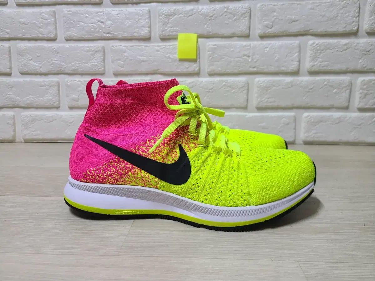 NIKE ナイキ ズーム ペガサス オールアウト フライニット 250mm