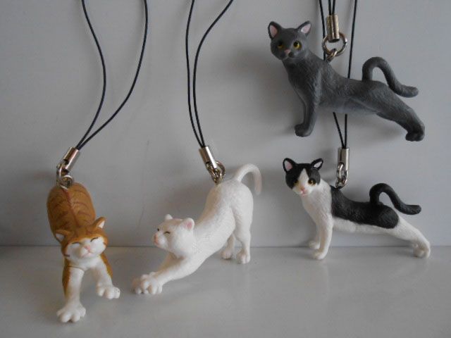 ♯Jti11FZ陽だまりの伸び猫ストラップ全6種