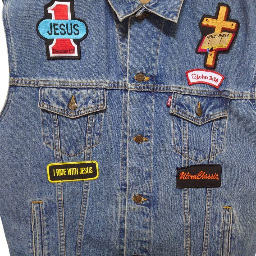 メン太郎さま専用•*¨*•.¸♬︎ LEVI'S ボアベスト 刺繍 一点物 MONO-MART（モノマート）の「【retock's】ロゴ刺繍 スタンドボア