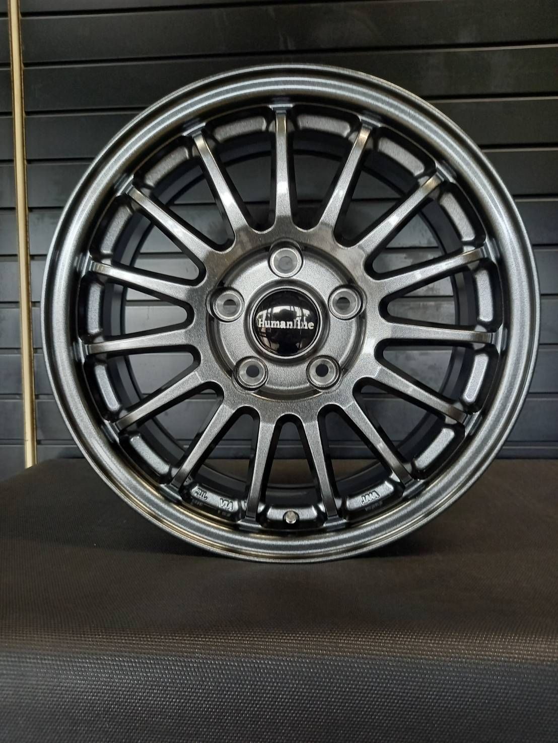 アルミホイール HF-15 6.5Jx16 48 5H114.3 4本 ●セレナ●CX-3●ビアンテ●エスティマ●オーリス●ティアナ●CR-Z●シビック●