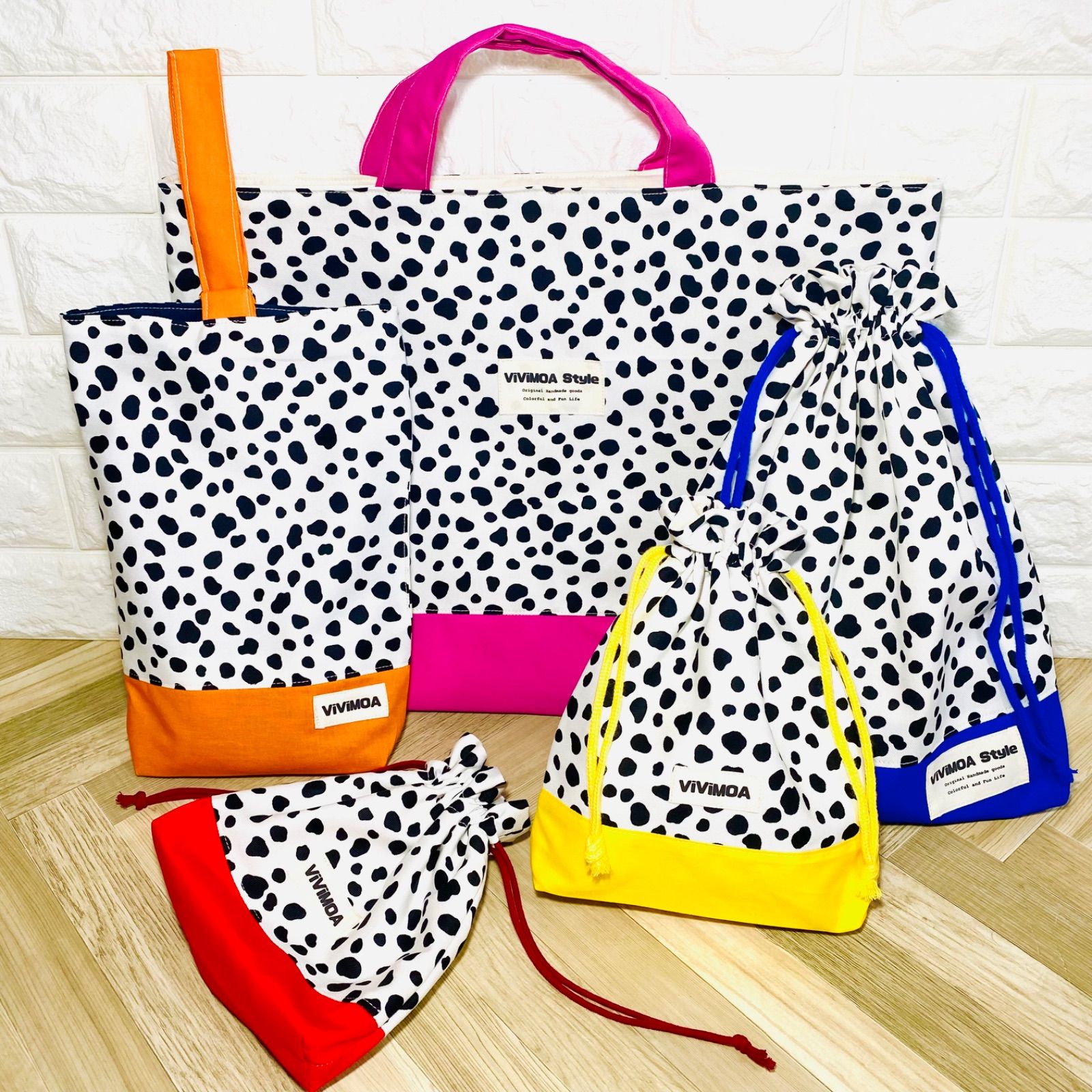 ハンドメイド入園入学セットお着替え袋上靴袋お弁当袋ランチマット ハンドメイド 入園入学セット レッスンバック お着替え袋 上靴袋 名前