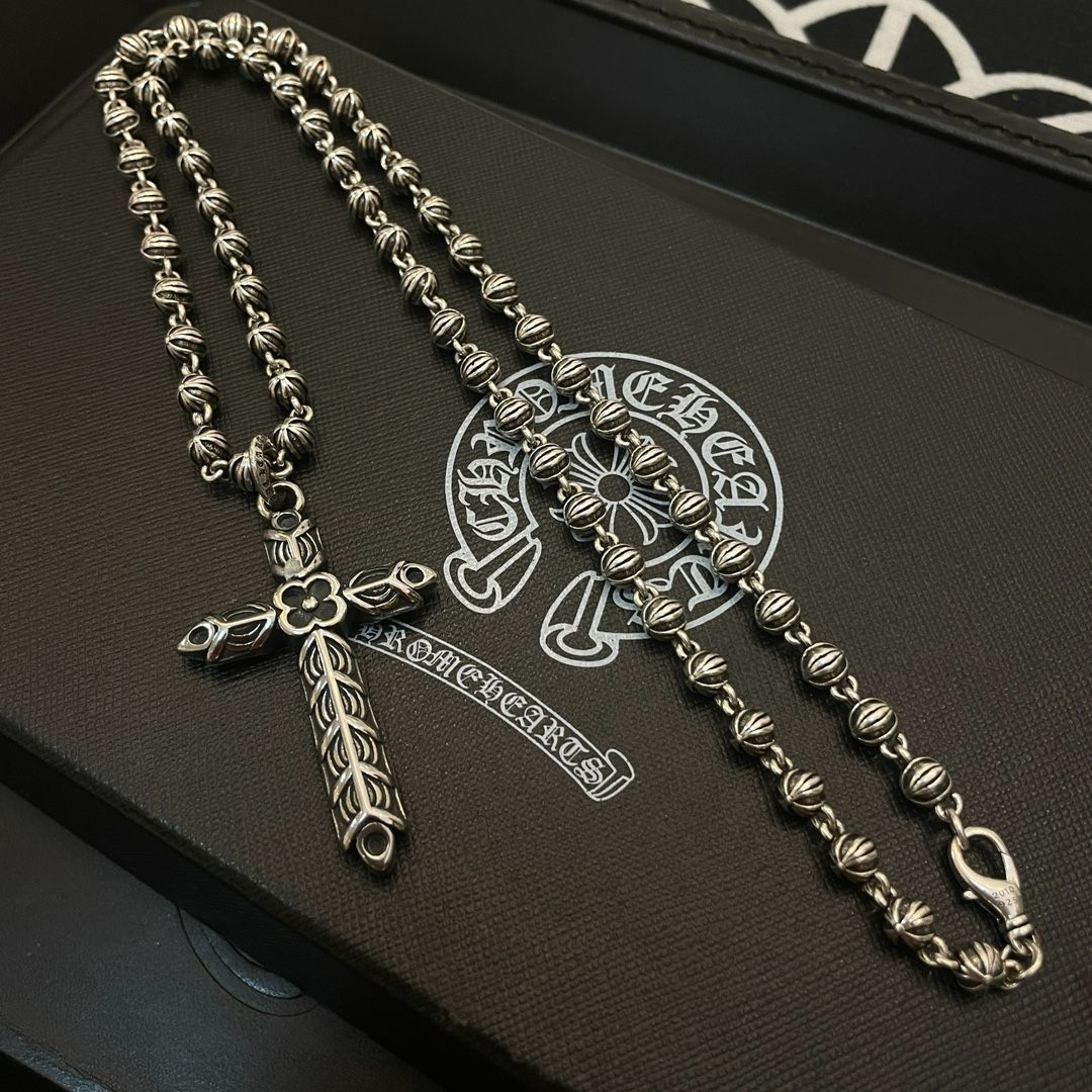 Chrome Hearts（クロムハーツ）シルバー　ネックレス　十字架