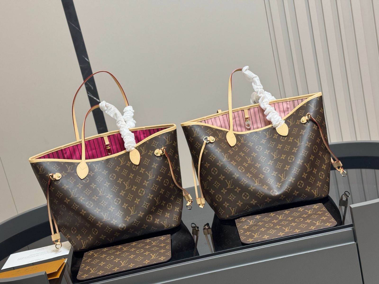 今日特価】Louis Vuitton Neverfull MM Tote Bag・ルイ