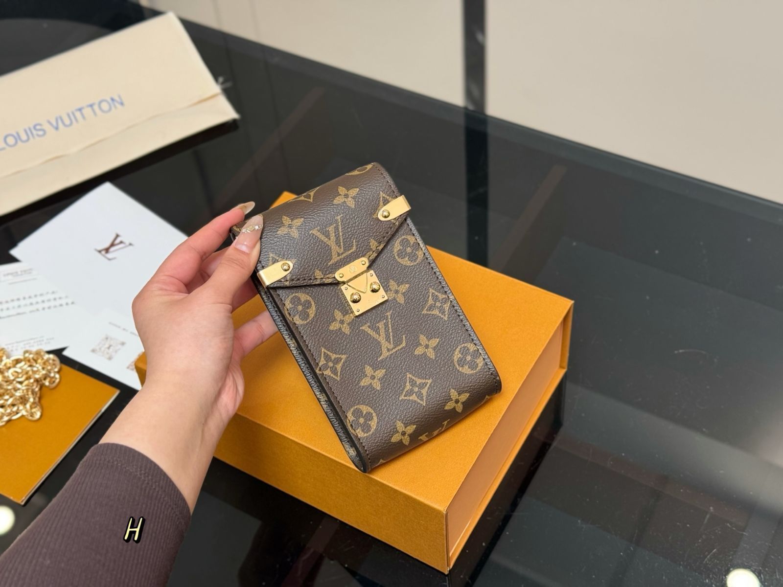 今日特価】LV Metis Phone Pouch - メティス フォンポーチ魅力的