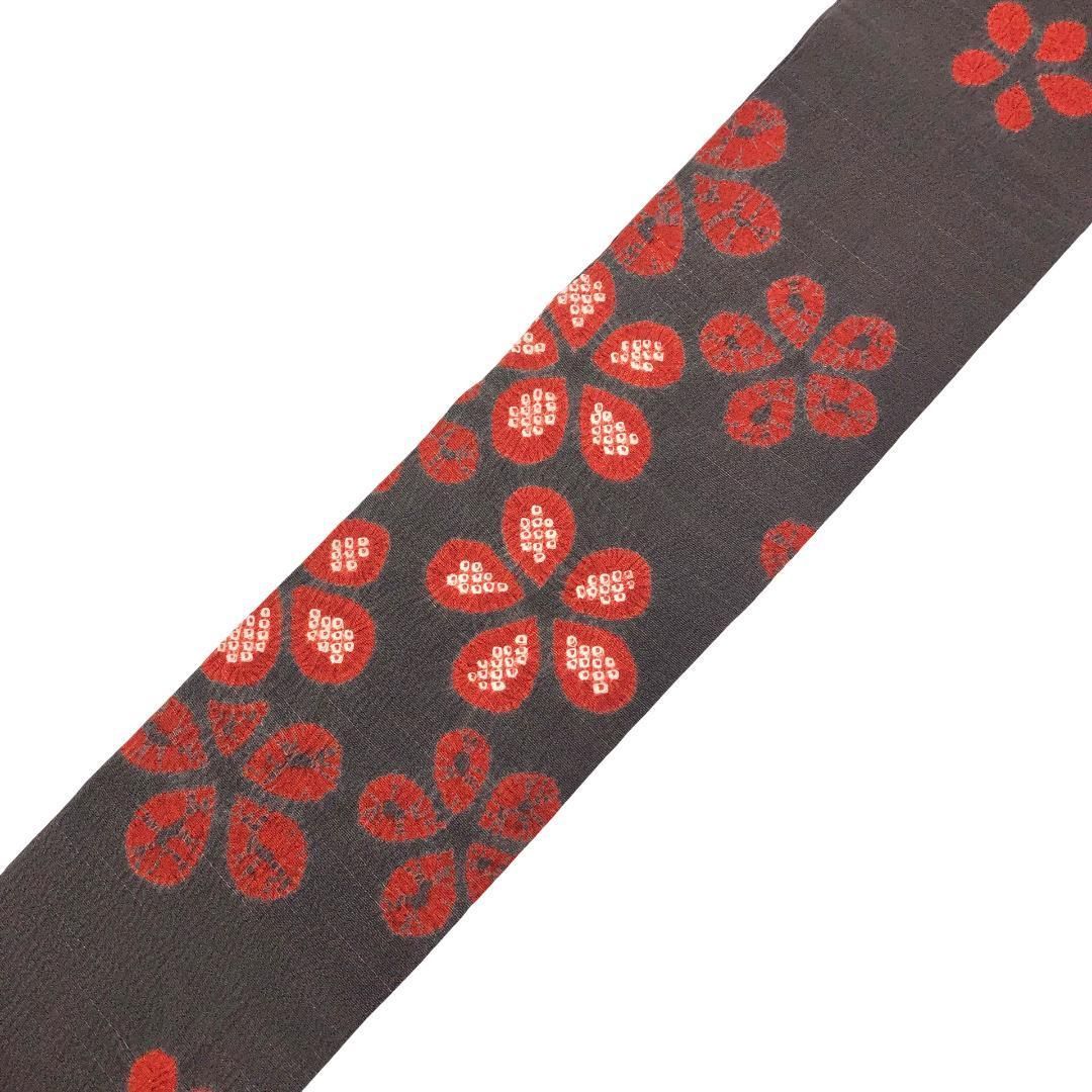 名古屋帯 絞りの花模様 縮緬 紅消鼠色 O-5358 名古屋帯 絞りの花模様 縮緬 紅消鼠色 O-5358 - メルカリ