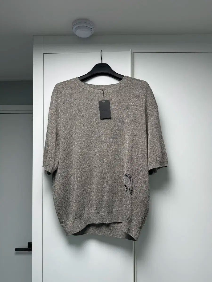 【雷市場（ポンジャン）商品韓国直送】105 SYSTEM homme(システムオム) 半袖 ニット セーター ブラウンベージュ