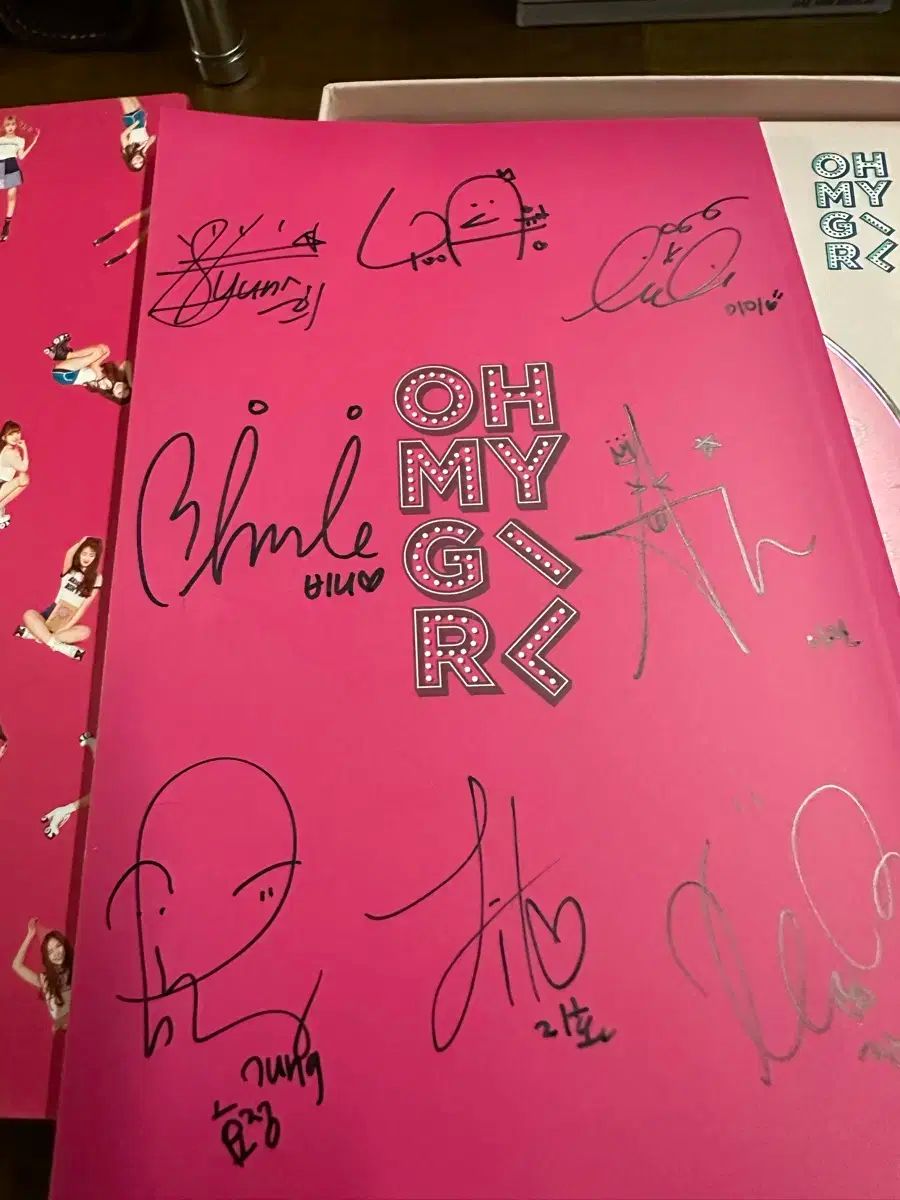 激レア OH MY GIRLサイン入CD 激レア OH MY GIRLサイン入CD 激レア OH MY GIRLサイン入CD