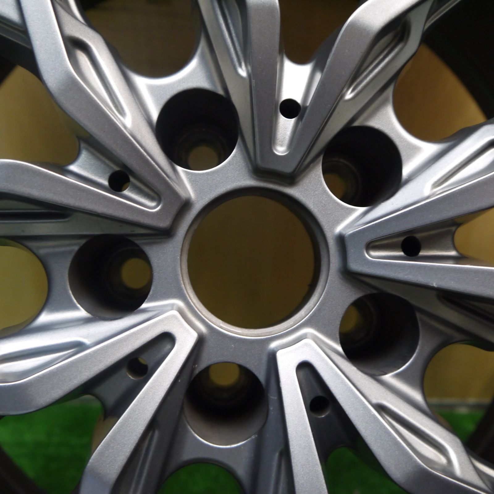 バリ溝！キレイ！9.5分☆BMW 等 EUROBAHN nurburg MTX 225/60R18 