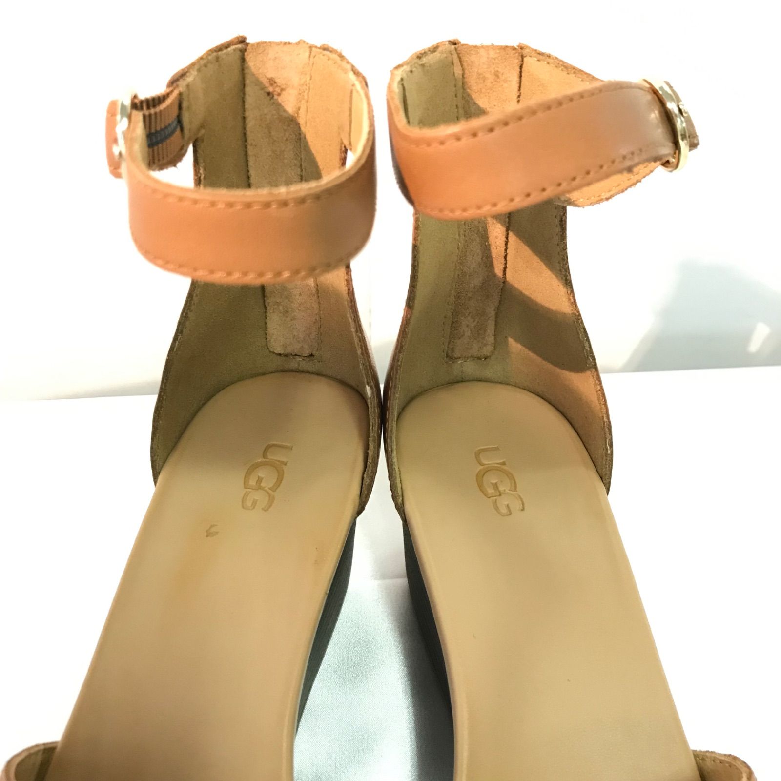 UGG EUGENIA ウェッジウッドサンダル Eugenia Leather Wedge