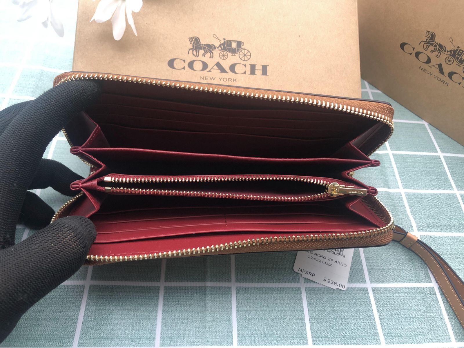 COACH コーチ財布 長財布 プレゼント 贈り物 レザー ウォレット